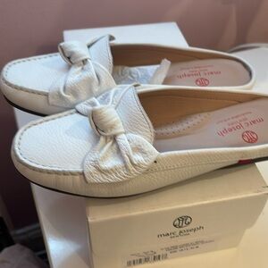 Flat slip on loafers